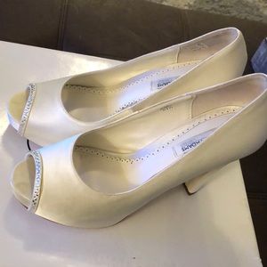 Ivory Bridal shoes by Benjamin Adams London